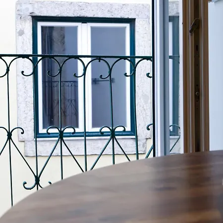 Salvador Suites By Inloveapartments * Lisbon