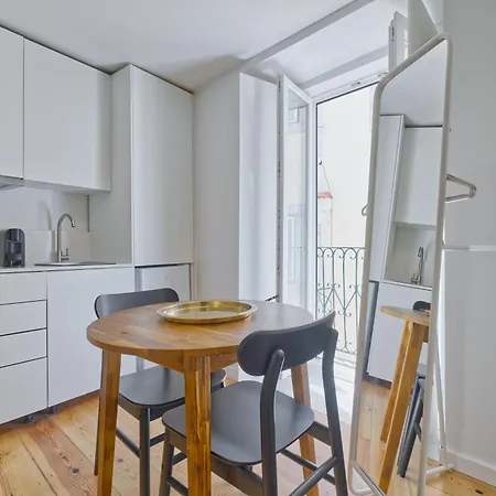 Apartment Salvador Suites By Inloveapartments Lisbon